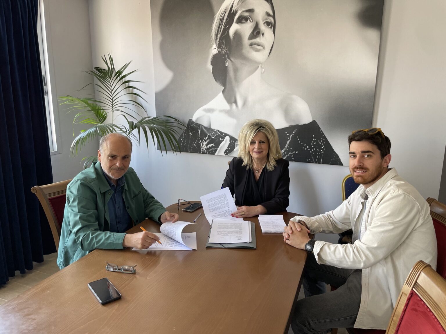 Επίσκεψη του Προέδρου του Συλλόγου Γονέων, Κηδεμόνων και Φίλων Ατόμων με Αυτισμό Μεσσηνίας κ.Σαραβελάκη Κωνσταντίνου, στην Δήμαρχο Οιχαλίας, κ.Παναγιώτα Γεωργακοπούλου.