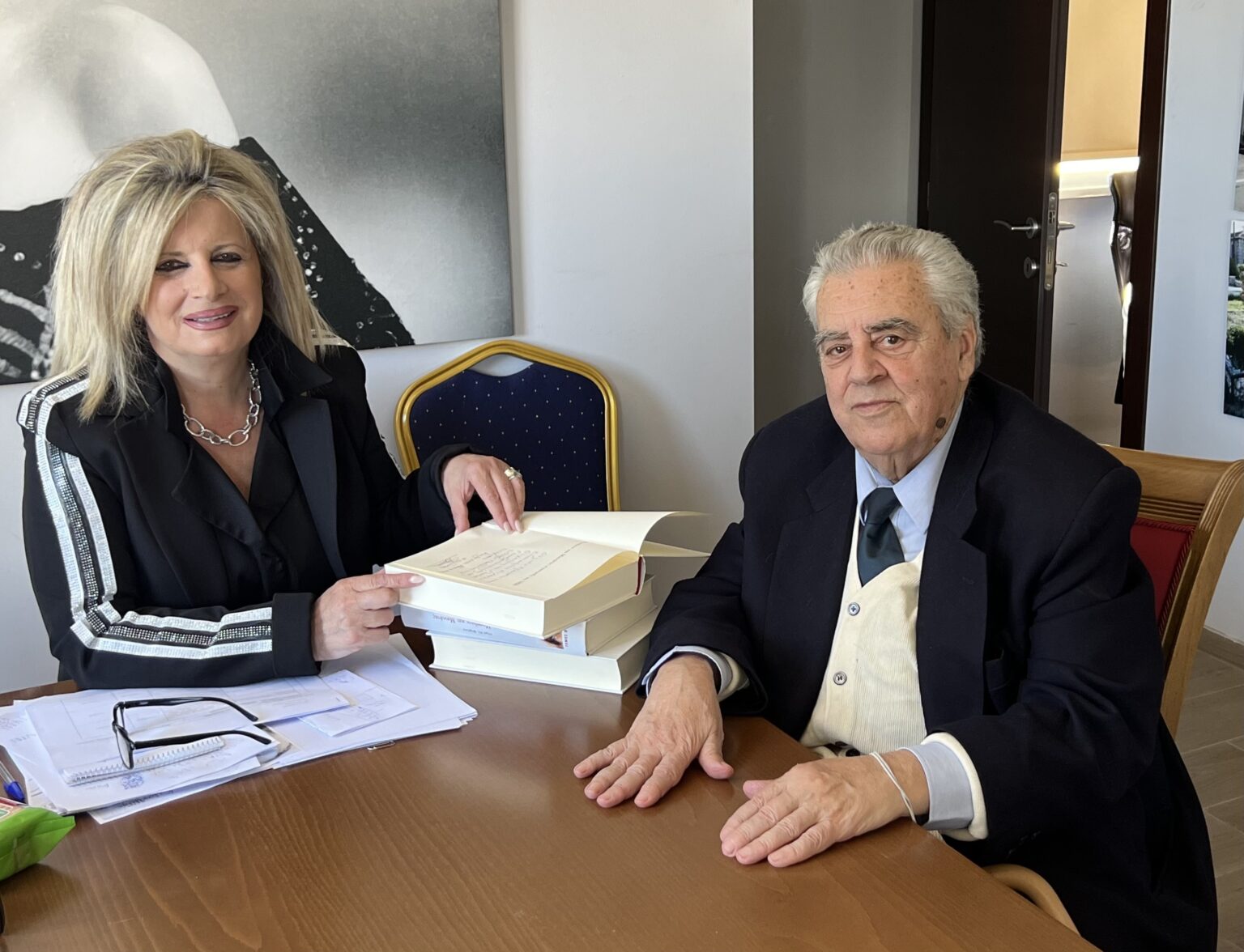 ΣΥΝΑΝΤΗΣΗ ΤΗΣ ΔΗΜΑΡΧΟΥ ΟΙΧΑΛΙΑΣ κ.ΓΕΩΡΓΑΚΟΠΟΥΛΟΥ ΜΕ ΤΟΝ κ.ΜΠΡΕΔΗΜΑ.