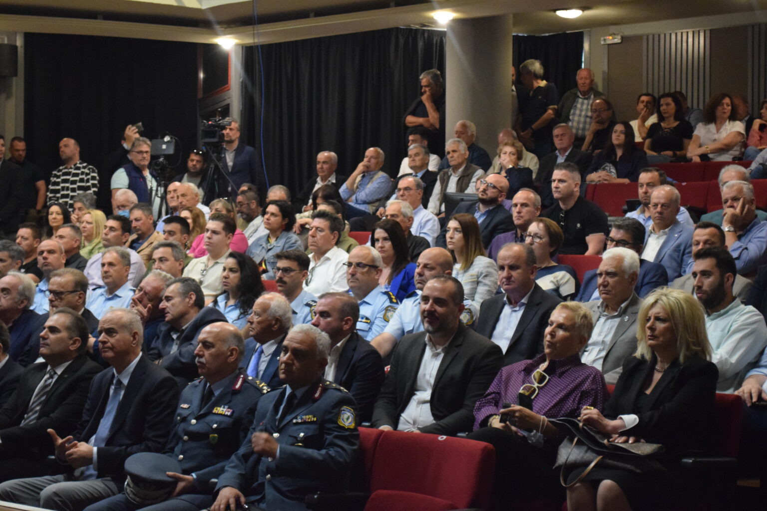 “Πράσινο φως” για την τοποθέτηση καμερών ασφαλείας στο Δήμο Οιχαλίας – Τι δεσμεύτηκε στη Δήμαρχο η Πολιτική Ηγεσία του Υπουργείου