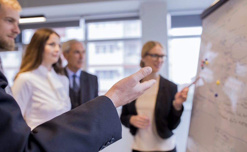 Παρουσίαση των δράσεων της ΟΧΕ Δήμου Μεγαλόπολης για τον Παραδοσιακό Οικισμό Ίσαρη και το Ανοιχτό Θέατρο – Κωπηλατοδρόμιο στη θέση «Κυπαρίσσια»