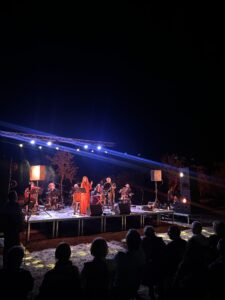 Με μεγάλη επιτυχία η εκδήλωση αφιερωμένη στον Σίμωνα Καρά στον Ναό του Επικουρίου Απόλλωνα.